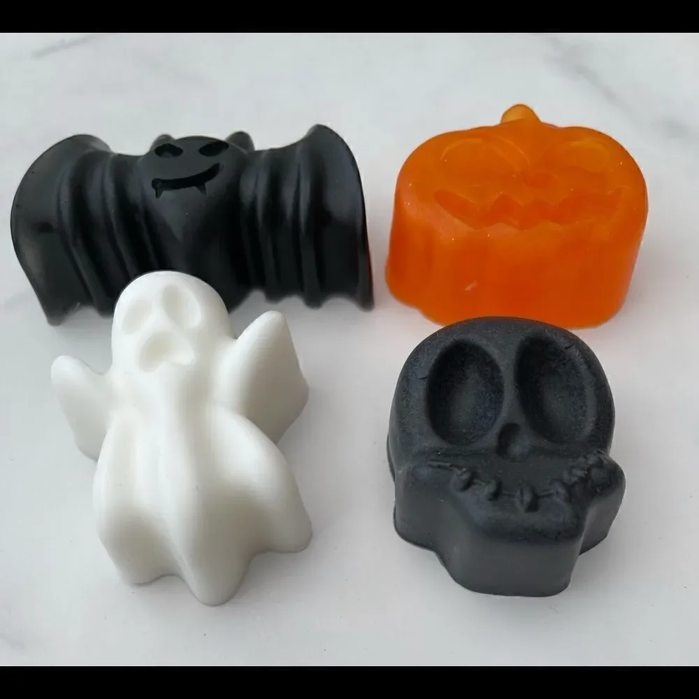 Ghostly hauntings- soap bars- 👻 Natural Shea butter & glycerin soap